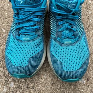 Brooks Levitate Teal Athletic Sneakers